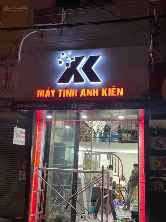 CHO THUÊ PHÒNG VÀ CỬA HÀNG NHÀ 5 TẦNG MẶT ĐƯỜNG BẠCH ĐẰNG, ĐƯỜNG 2 LÀN Ô TÔ ĐỖ XE 2 BÊN