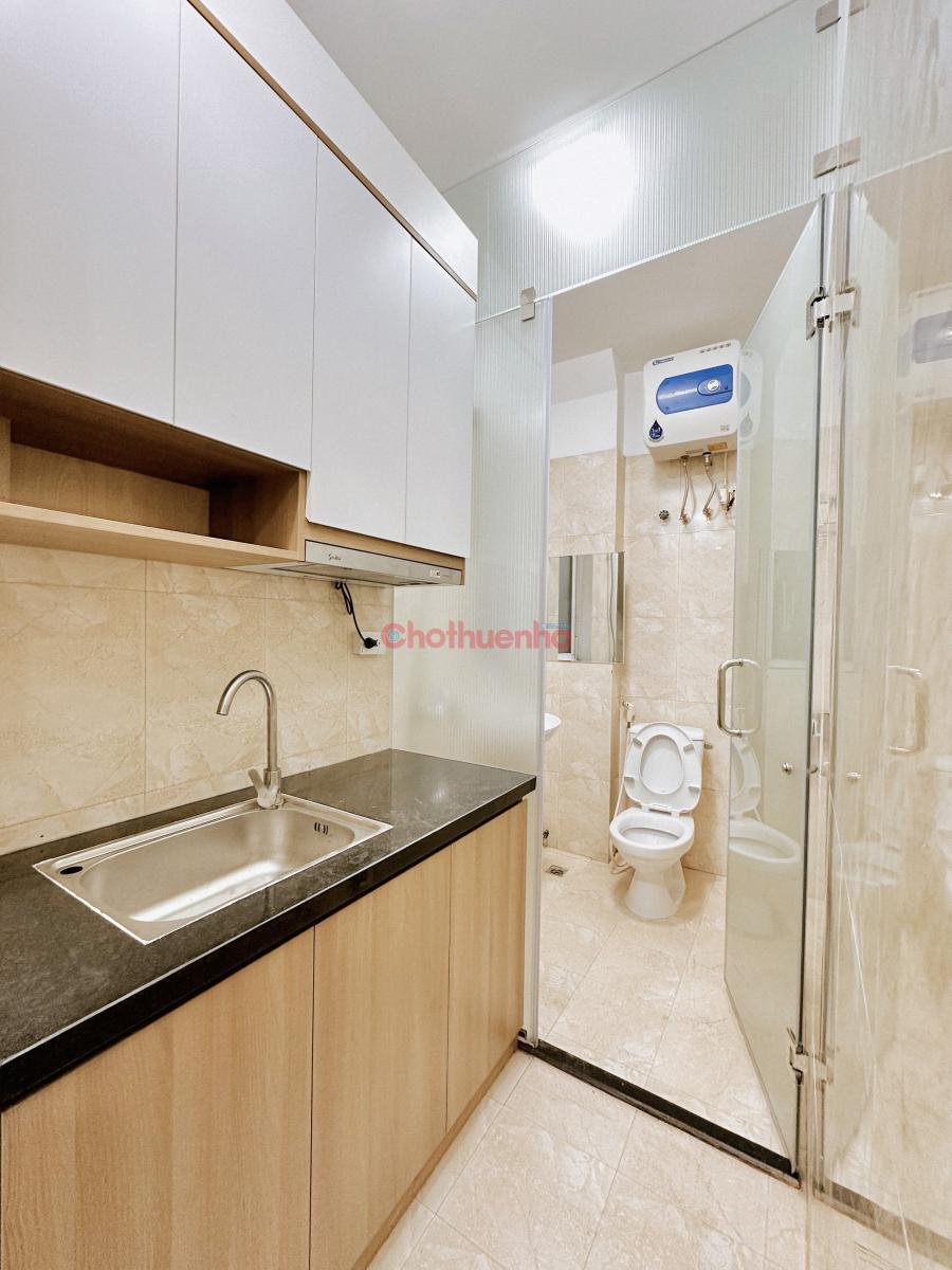 NHÀ RIÊNG CÁCH MẶT PHỐ THÁI HÀ 50M, T1 KINH DOANH , T2 ĐỂ Ở