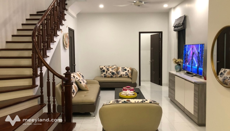 Bán biệt thự song lập Vinhomes 154m2, diện tích sử dụng 300m2, full nội thất