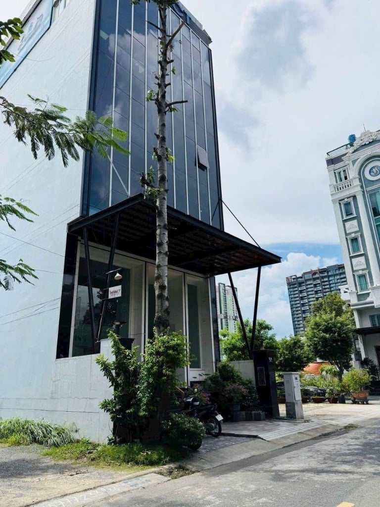 Bán toà nhà khu Huy Hoàng, Thạnh Mỹ Lợi, Thủ Đức, diện tích 144m2, giá tốt