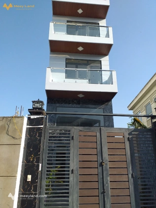 Cần bán gấp nhà 4 tầng, Lê Văn Việt quận 9, giá 5,2 tỷ, hẻm ô tô 6m, 75m2