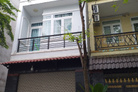 Cần bán gấp nhà, Lã Xuân Oai, quận 9, hẻm ô tô 6m, 3 tầng lầu, 65m2, giá 3,75 tỷ