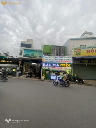 Bán nhà mặt tiền, đường Xuân Thủy, Thảo Điền, quận 2, giá 19,5 tỷ