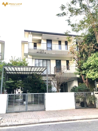 Bán biệt thự Vinhomes Thăng Long về ở ngay, vị trí đẹp nhất khu đô thị