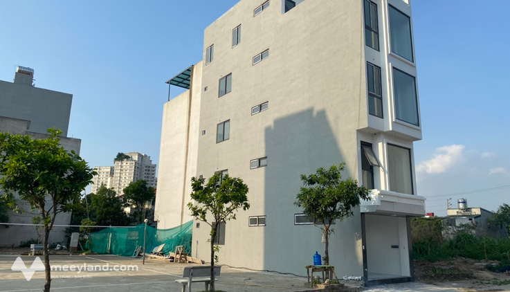 Bán nhà gần Vinsmrt City, khu đô thị Nam An Khánh 48m2, 6 tầng, full nội thất, điện năng lượng mặt trời, giá 11 tỷ