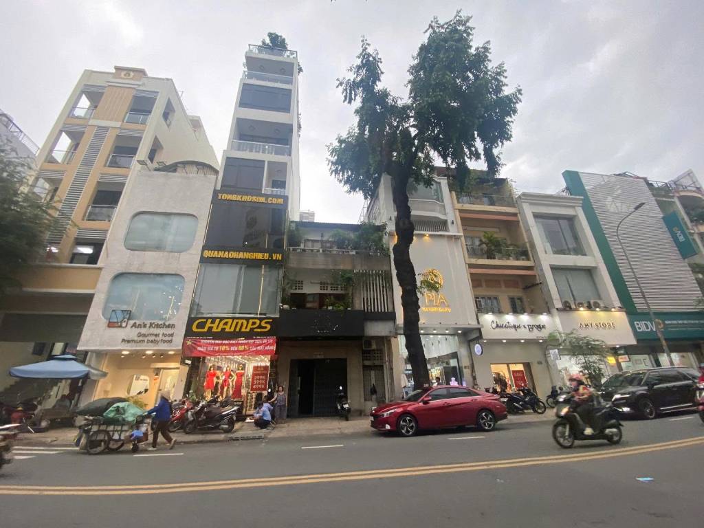Bán nhà mặt tiền Võ Văn Tần khu trung tâm Q3 diện tích 101,7m² , giá bán 79 tỷ bớt lộc