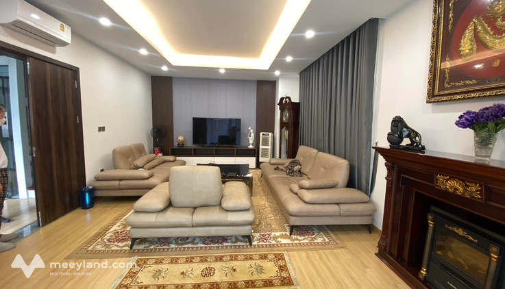 Bán nhà Hoàng Cầu, Đống Đa, lô góc, khu dân trí cao, an ninh tốt