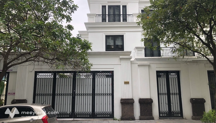 Chính chủ bán biệt thự Roman Plaza, 191m2, mặt tiền 11m