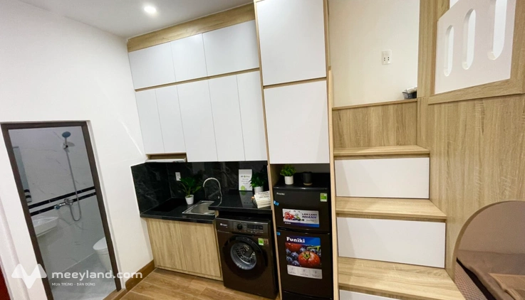 Khai trương chung cư mini 33 Văn Cao, Ba Đình 30m2, studio giường tầng 2 ngủ full nội thất, thang máy ban công