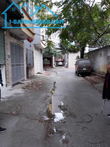 Cần bán gấp lô đất vuông đét, đẹp tại Tả Thanh Oai, Thanh Trì: + Diện tích 35m