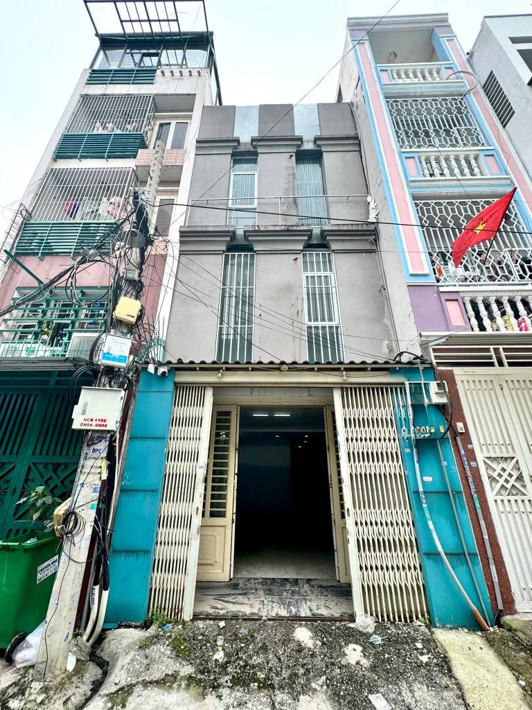 BÁN NHÀ NGUYỄN KIỆM, PHÚ NHUẬN, 61M2, HẺM OTO TRÁNH, SÁT MẶT TIỀN, GIÁ 11.7 TỶ