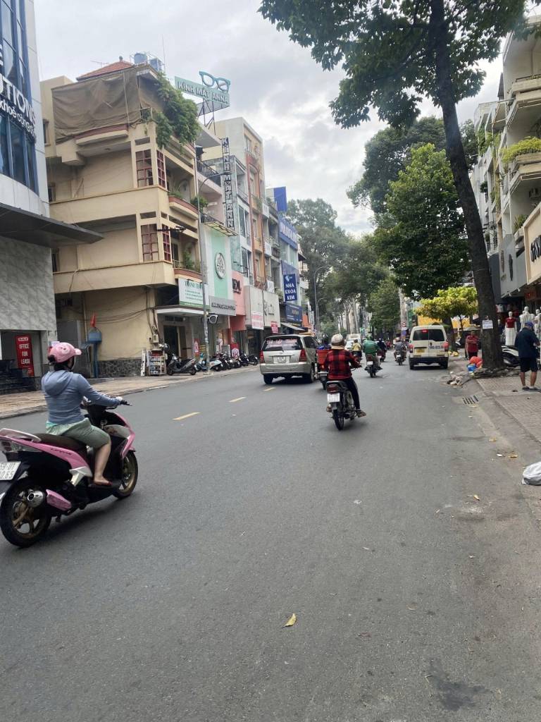 BÁN NHÀ MẶT TIỀN NGUYỄN TRÃI, QUẬN 5, KINH DOANH SẦM UẤT, 67M², GIÁ 37 TỶ TL