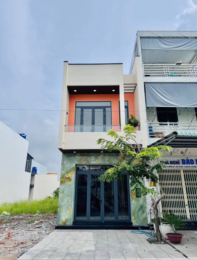 Bán nhà KĐT Tây Bắc, C2 đường số 2, diện tích 4,5x20m, trệt 1 lầu, mới hoàn thiện, giá tốt