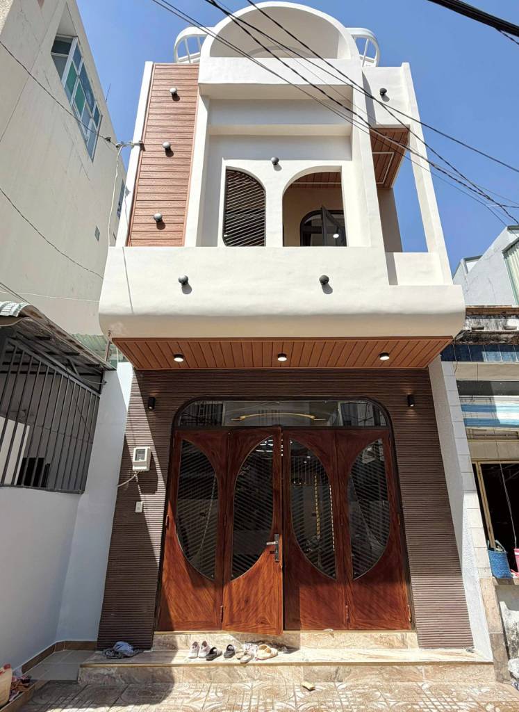 BÁN NHÀ GÒ VẤP, 3 TẦNG, 90M2, FULL NỘI THẤT, GARAGE OTO, HẺM OTO TRÁNH, GIÁ 10,3 TỶ