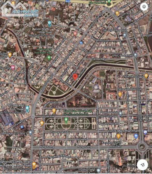 Bán Biệt Thự mặt tiền đường Trần Quỳnh Phường Xuân An TP Phan Thiết 300m2 Đông Nam 13 tỷ
