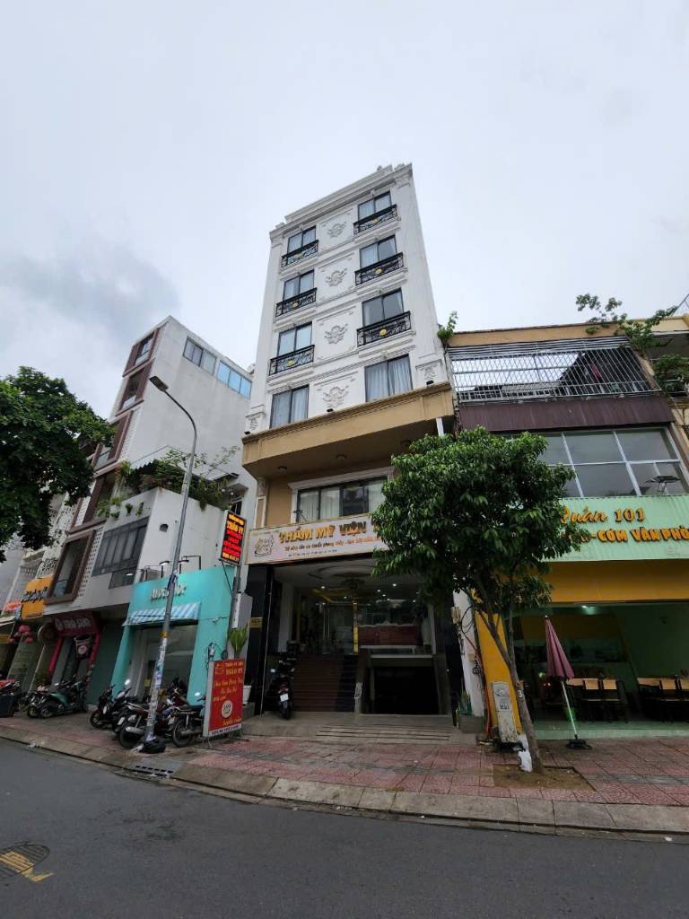 SIÊU PHẨM, BÁN TÒA NHÀ MẶT TIỀN MAI THỊ LỰU, QUẬN 1, 7x21M, GIÁ CHỈ 46 TỶ