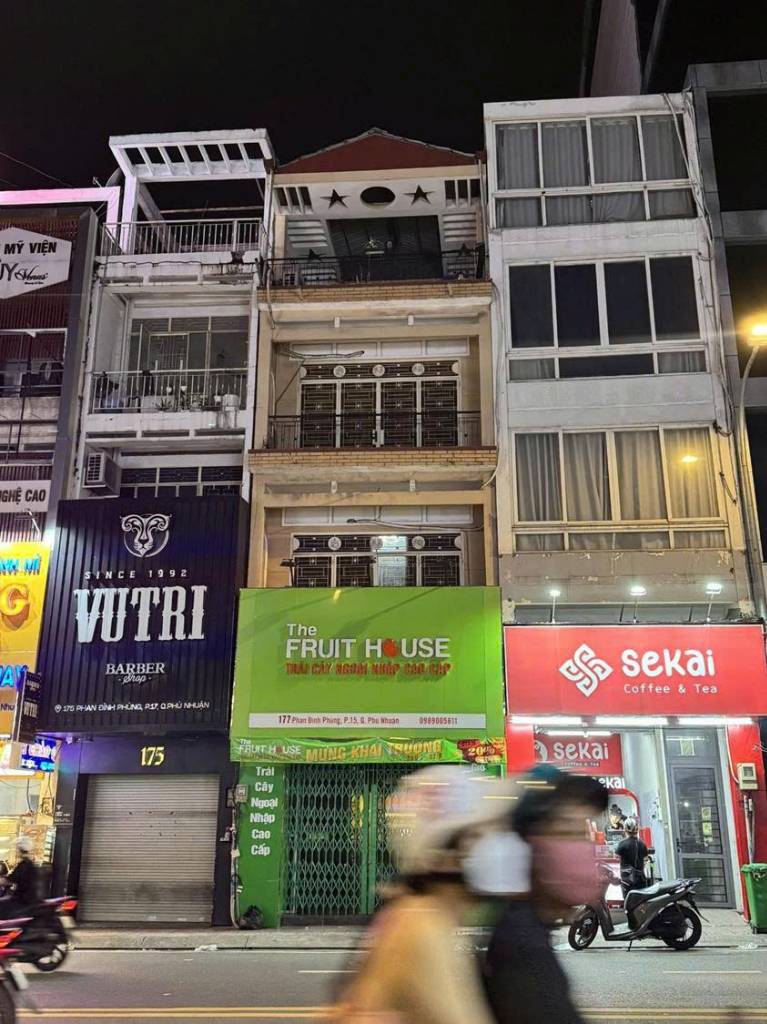 GIẢM SỐC, BÁN NHÀ MẶT TIỀN PHAN ĐÌNH PHÙNG, PHÚ NHUẬN, 4,5x20M, VỊ TRÍ ĐẮC ĐỊA, GIÁ 29 TỶ