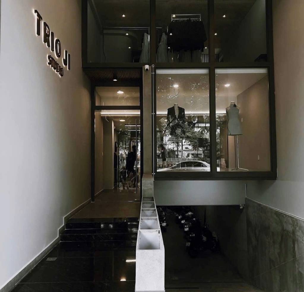BÁN TÒA BUILDING MẶT TIỀN TRẦN BÌNH TRỌNG, QUẬN 5, 10x20M, GIÁ CÒN 137 TỶ