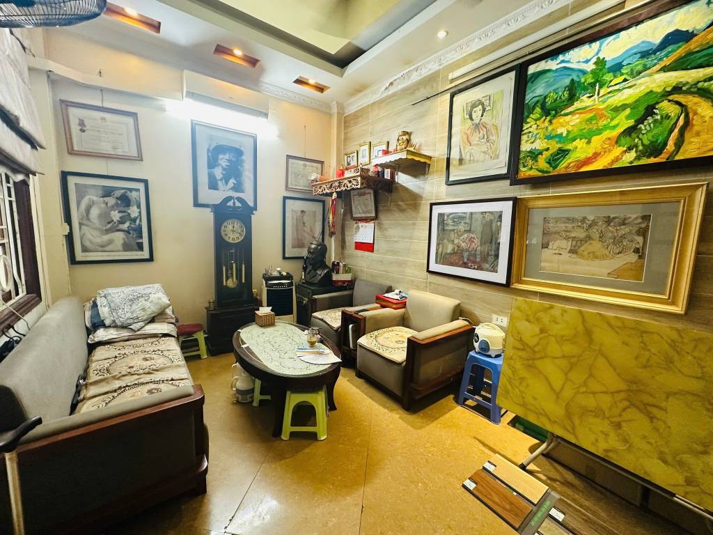 Bán nhà Khâm Thiên, Đống Đa, 5 tầng lô góc kinh doanh, 35m2 giá 6.95 tỷ