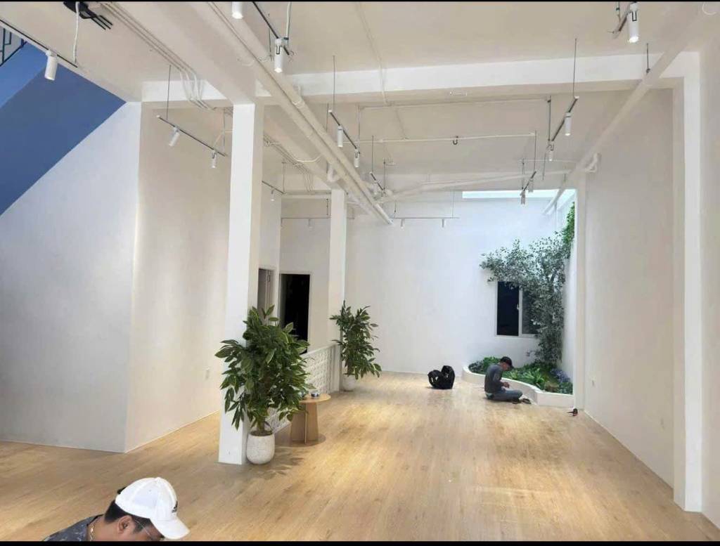 Bán tòa căn hộ Trần Phú, P.Vĩnh Nguyên, 195m2, tầng trệt cà phê ăn uống