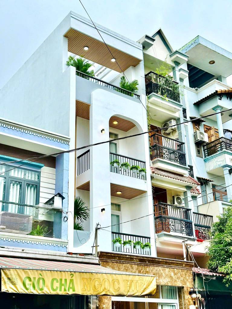 BÁN NHÀ MẶT TIỀN PHẠM VĂN BẠCH, GÒ VẤP, 4 TẦNG, 64M2, 11 TỶ NHỈNH