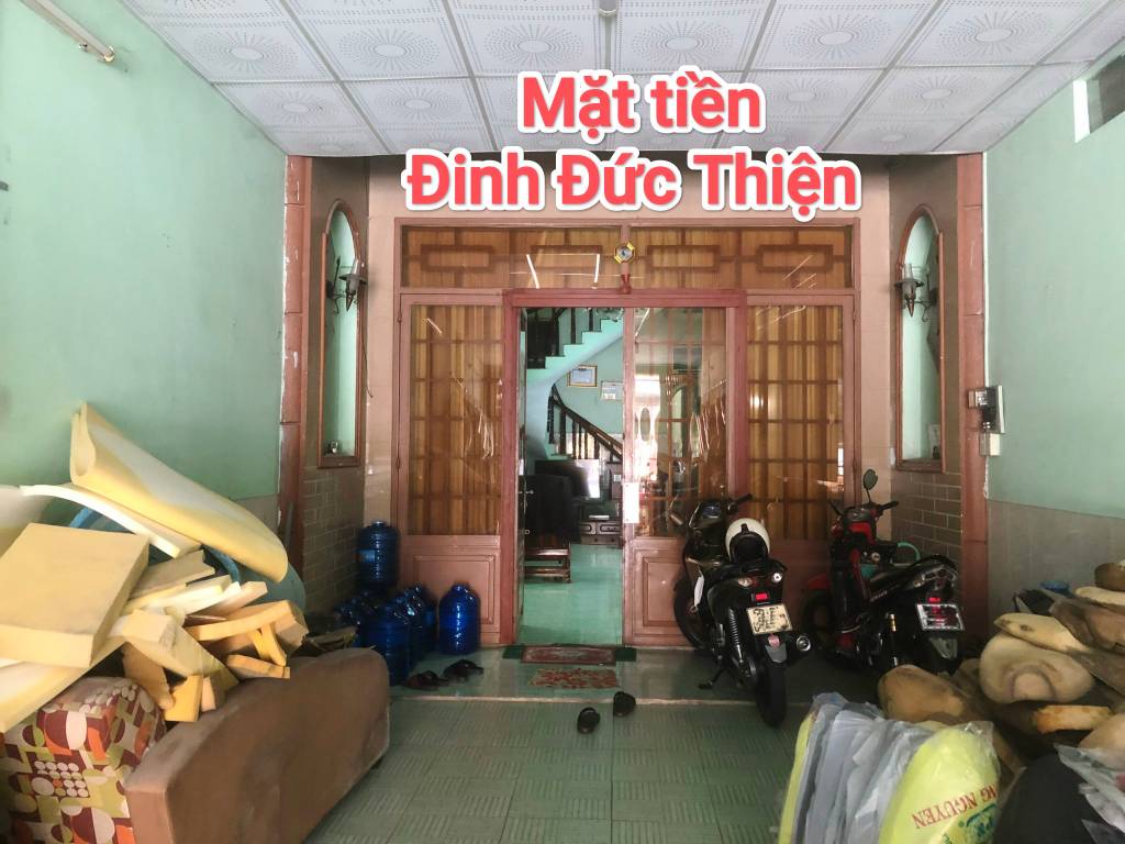 Bán nhà Đinh Đức Thiện, Huyện Bình Chánh, 235m2, tiện ích tốt