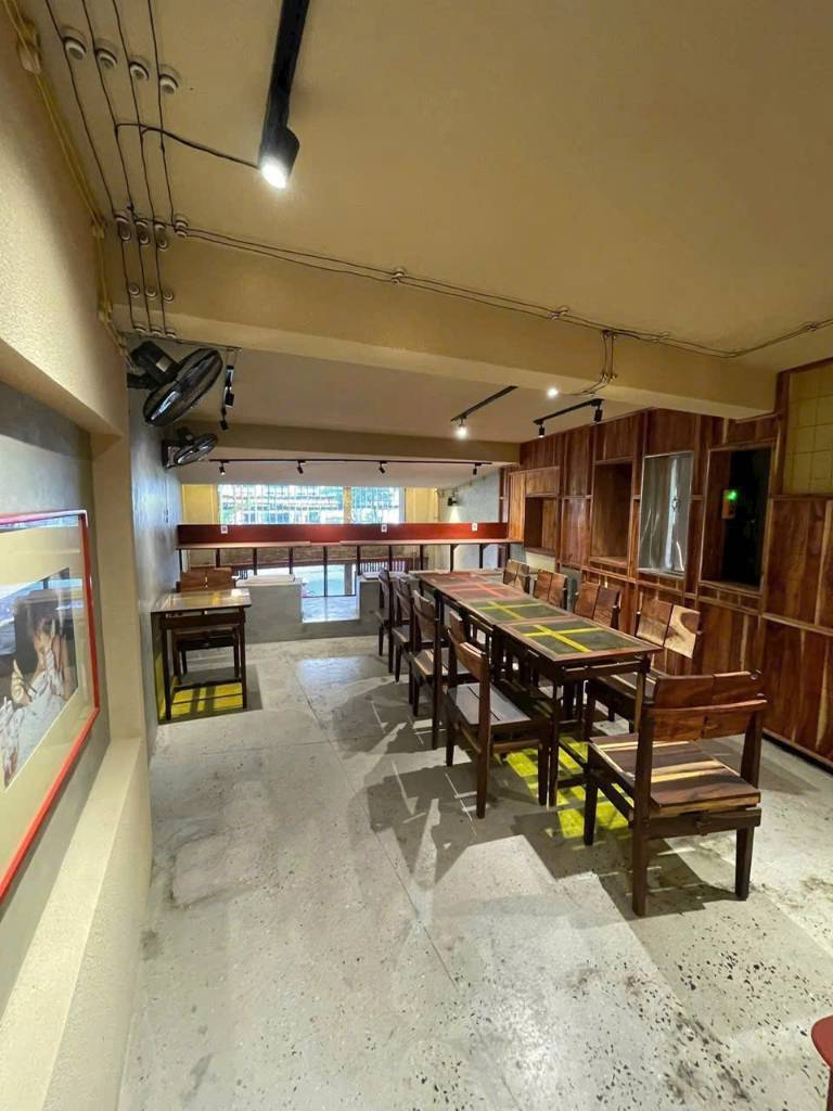 Bán shophouse Hoàng Hoa Thám, Lộc Thọ, 1,5 tầng, nhựa ô tô rộng 20m