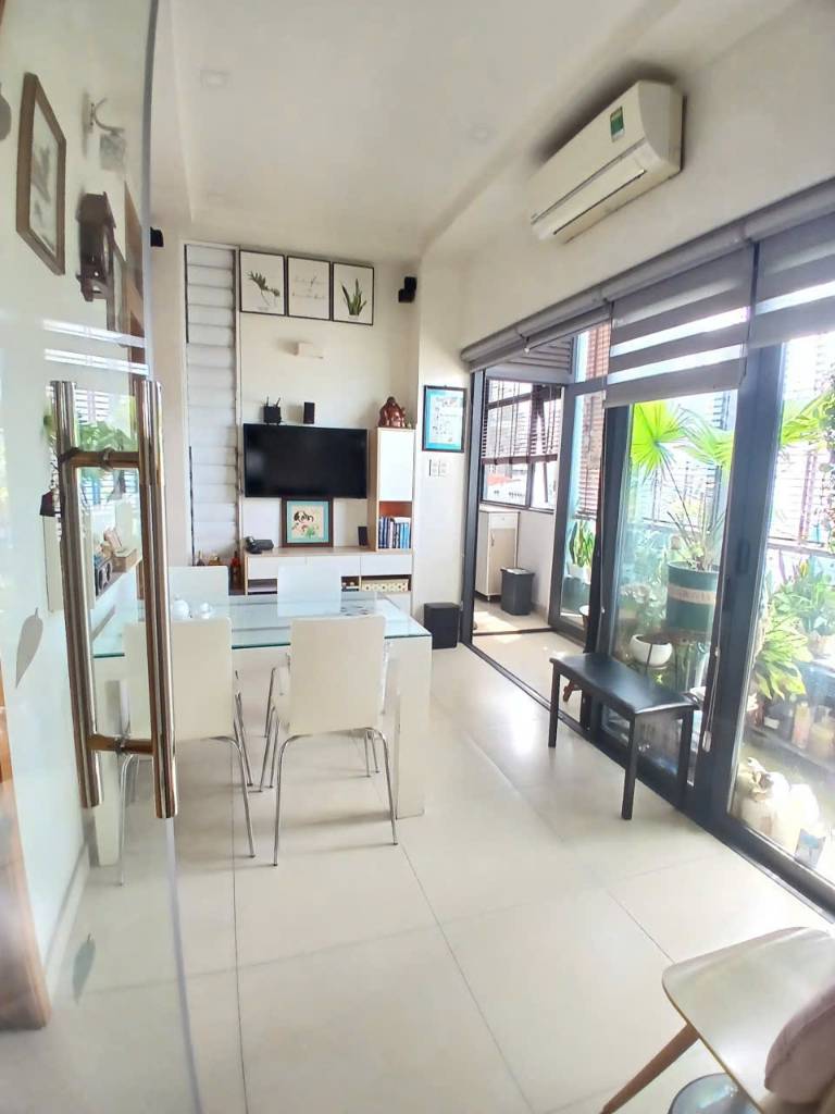 Bán nhà mặt phố đường Trường Sa, Phường 14, Phú Nhuận, TP HCM, diện tích 82,5m2, giá 26 tỷ