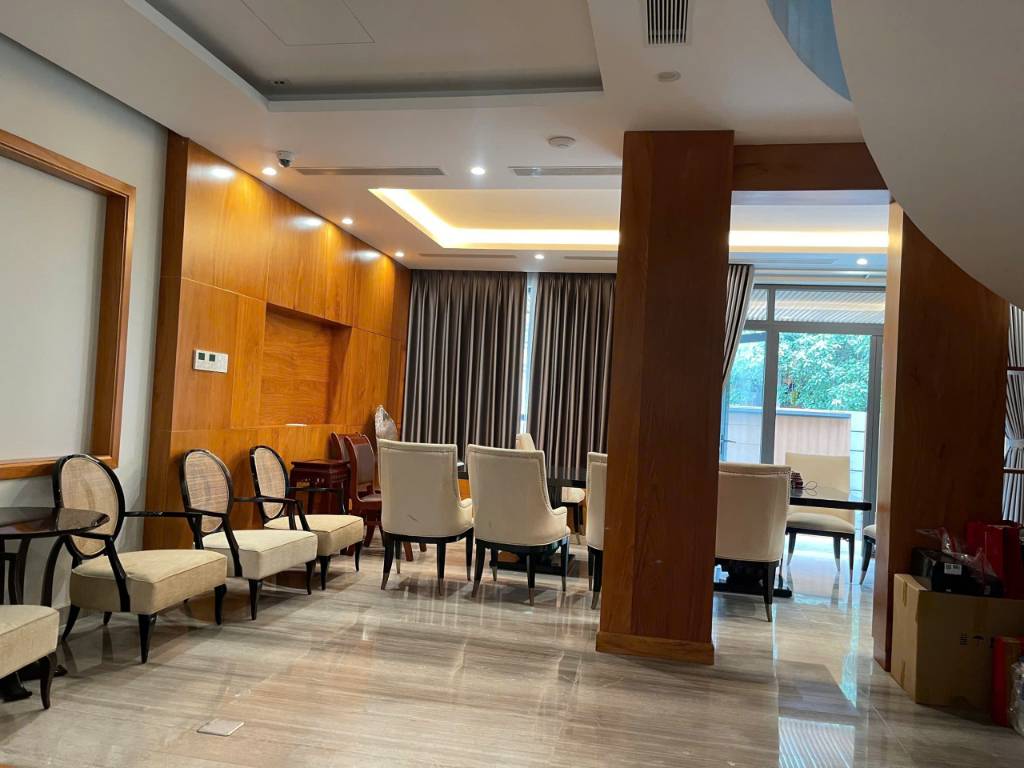 Bán nhà mặt phố tại đường Đông Hồ, Phường 8, Tân Bình, diện tích 220m2 giá 70 tỷ