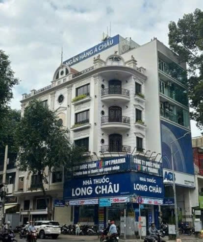 Bán nhà Trần Hưng Đạo, Quận 5, góc 2 mặt tiền, siêu vị trí, DT 4.6x22m, nở hậu, giá 78 tỷ TL