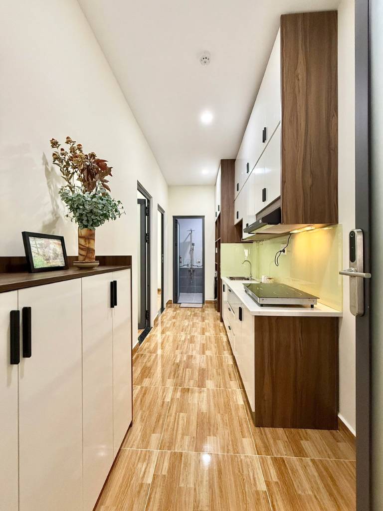 Bán nhà mặt tiền Cao Thắng, Quận 10, 3.8x16m, nở hậu, giá 27.5 tỷ tl