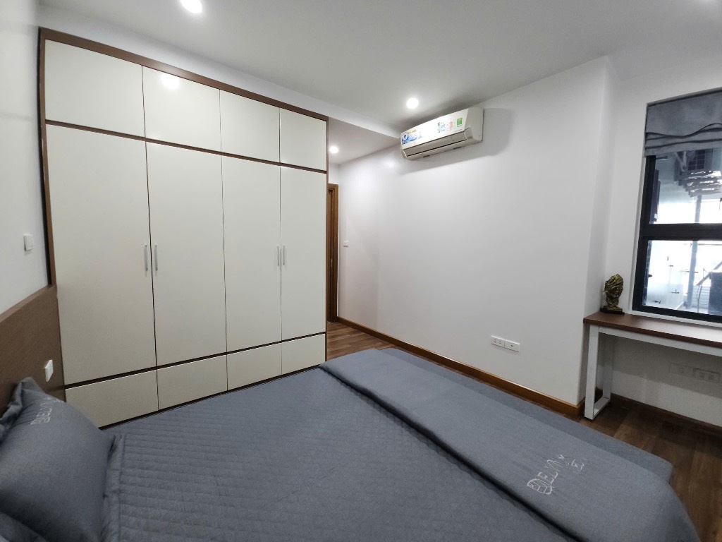 Bán căn hộ Goldmark City Hồ Tùng Mậu, 2pn, tầng cao, view thoáng