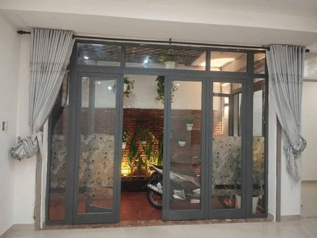 BÁN NHÀ KIỆT LƯƠNG NGỌC QUYẾN, TRUNG TÂM HẢI CHÂU, 3 TẦNG KIÊN CỐ, FULL ĐỒ VÀO Ở NGAY