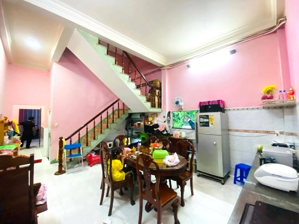 Bán nhà hẻm xe hơi Thống Nhất, Gò Vấp, 100m², gần BV Hồng Đức, chỉ 8,6 tỷ TL