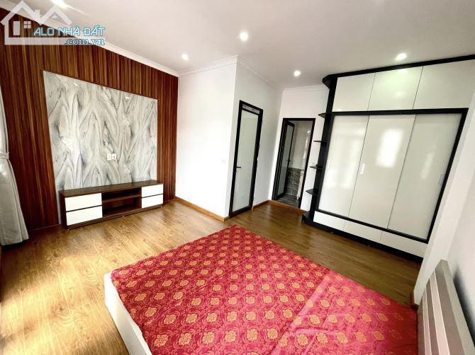 Tôn Thất Tùng, DÒNG TIỀN 80 TRIỆU/THÁNG, LÔ GÓC 80m2, 7 tầng. 17.2 tỷ.