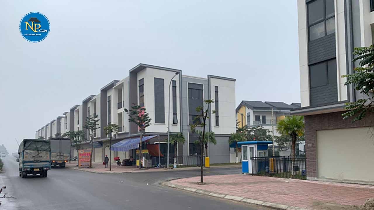 BÁN SHOPHOUSE KĐT BELLHOMES TỪ SƠN, HÀNG HIẾM ÍT NGƯỜI BÁN, VIEW SÂN BÓNG