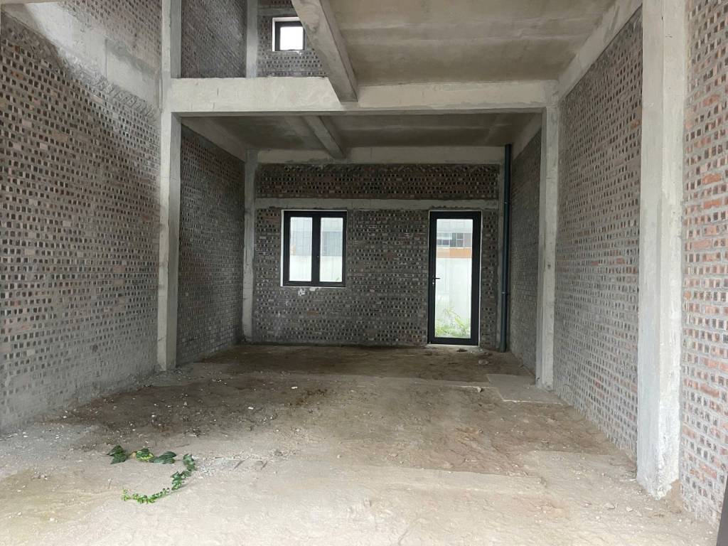 Bán shophouse Centa Diamond, 4 tầng thô, hỗ trợ vay ngân hàng