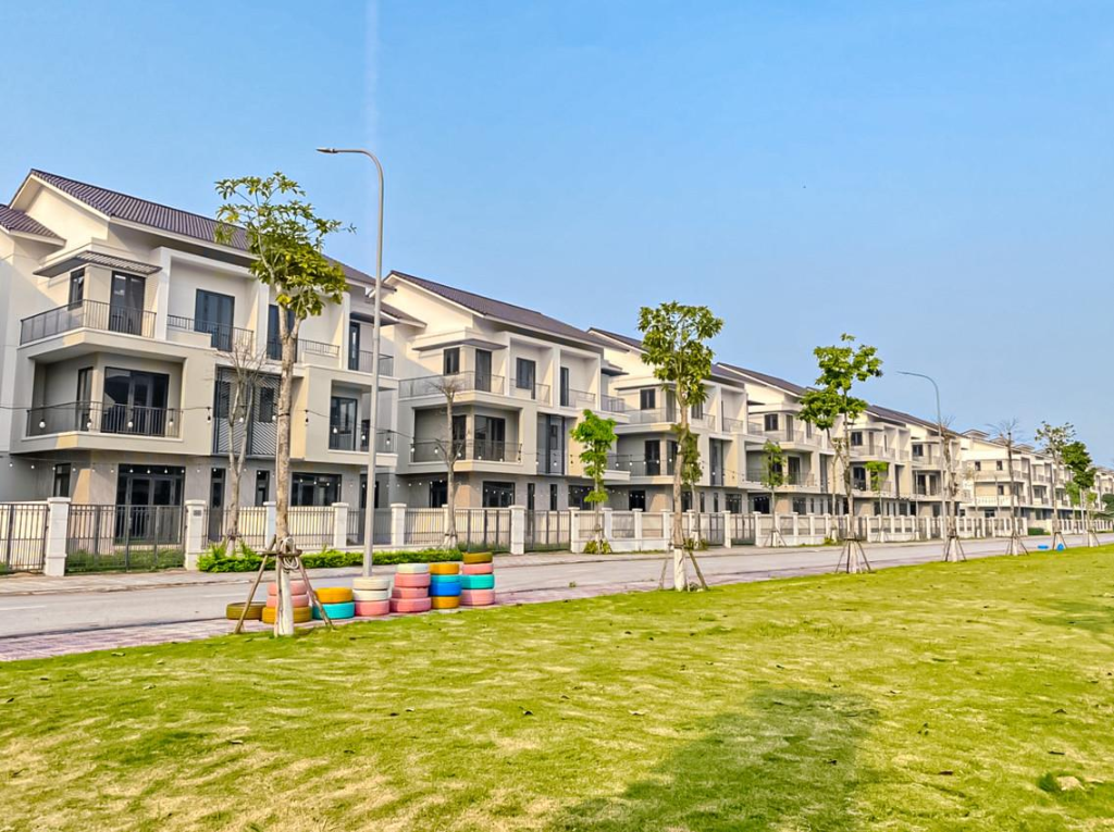 Bán quỹ căn liền kề Centa Riverside, đón sóng Metro Gia Bình, Hà Nội, hỗ trợ vay 70%