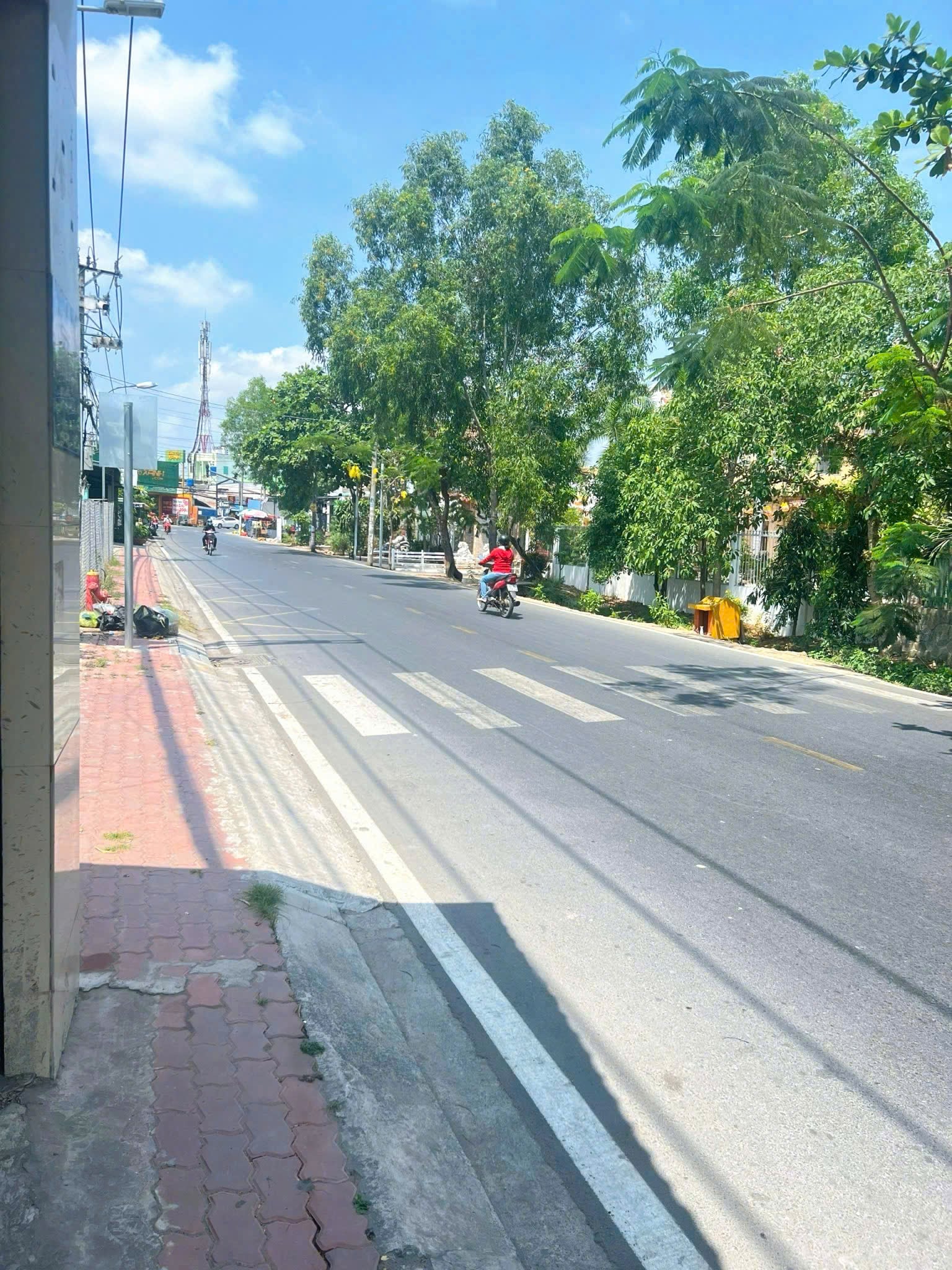 CẦN BÁN NHÀ CẤP 4 MẶT TIỀN HƯƠNG LỘ 11, BÌNH CHÁNH, 132M2, ĐÔNG DÂN CƯ TIỆN KINH DOANH