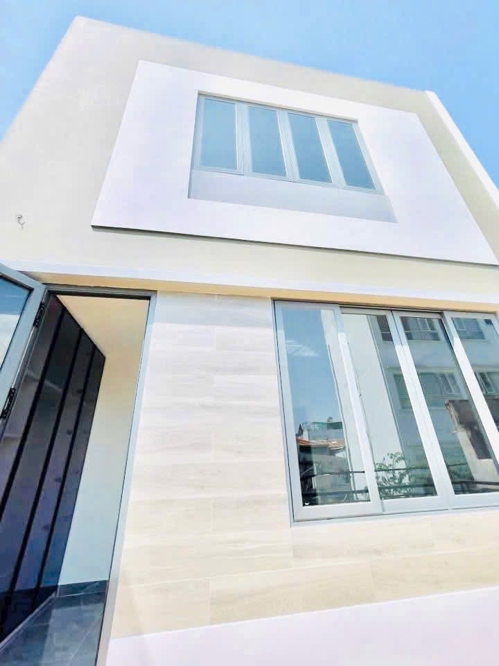 Bán nhà Trần Xuân Soạn, Tân Kiểng, 4 tầng, 48m2, tặng nội thất cao cấp, không quy hoạch