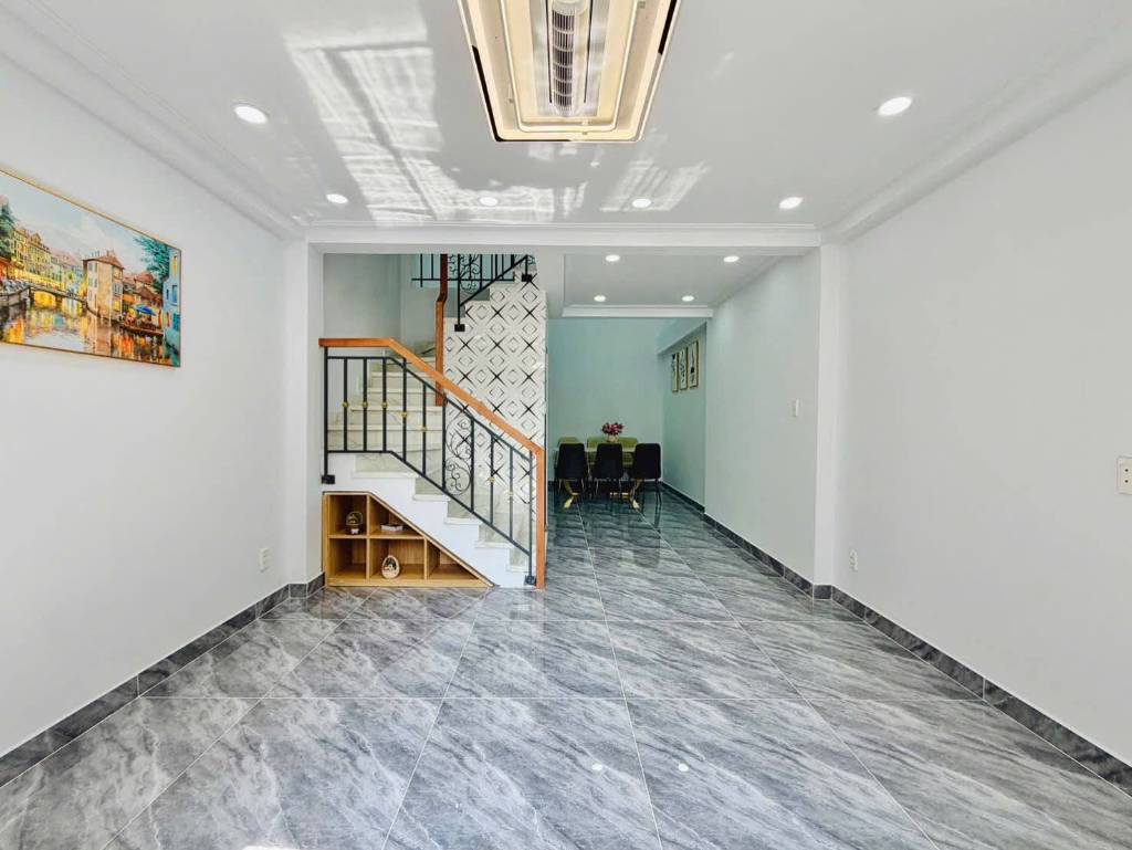 Bán nhà 5 tầng Nguyễn Thái Sơn, Gò Vấp, view sông, nhà mới ở ngay, 6 tỷ nhỉnh