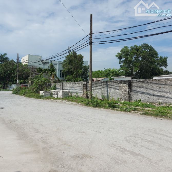 Bán đất 2,5ha kcn Đồng văn giá 100$/m²