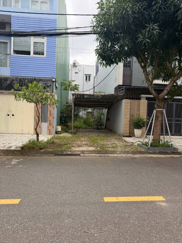 Продаётся участок, 87 м², Sơn Trà
