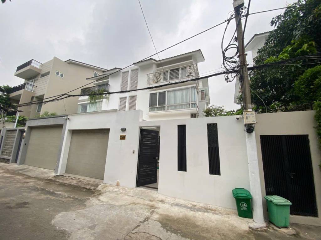 VIP BÁN BIỆT THỰ TRẦN NÃO, AN KHÁNH, DT 9x22,48M, 3 TẦNG ÁP MÁI, GIÁ 46 TỶ