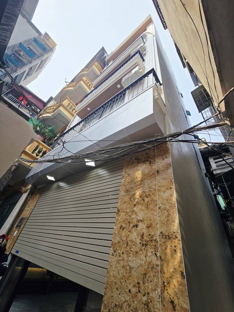 Bán nhà Sơn Tây, Ba Đình, 42m2, 6 tầng thang máy, lô góc, 30m ra phố, chỉ 13.5 tỷ
