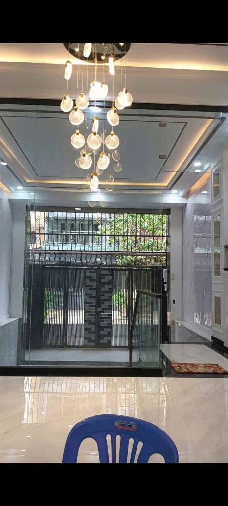 Bán nhà mặt tiền đường 3/2, Quận 10, gần chung cư Grand Court, DT 4.8x19m, nở hậu, giá chỉ 29.5 tỷ