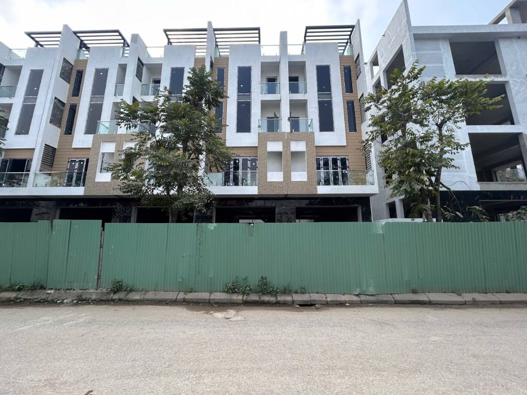 BÁN NHÀ LIỀN KỀ KĐT THANH HÀ CIENCO 5, XA LA, KIẾN HƯNG, VỈA HÈ RỘNG