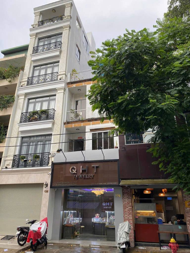 Bán nhà 2 mặt tiền Nhật Tảo, Nguyễn Tri Phương, Quận 10, giá 26 tỷ
