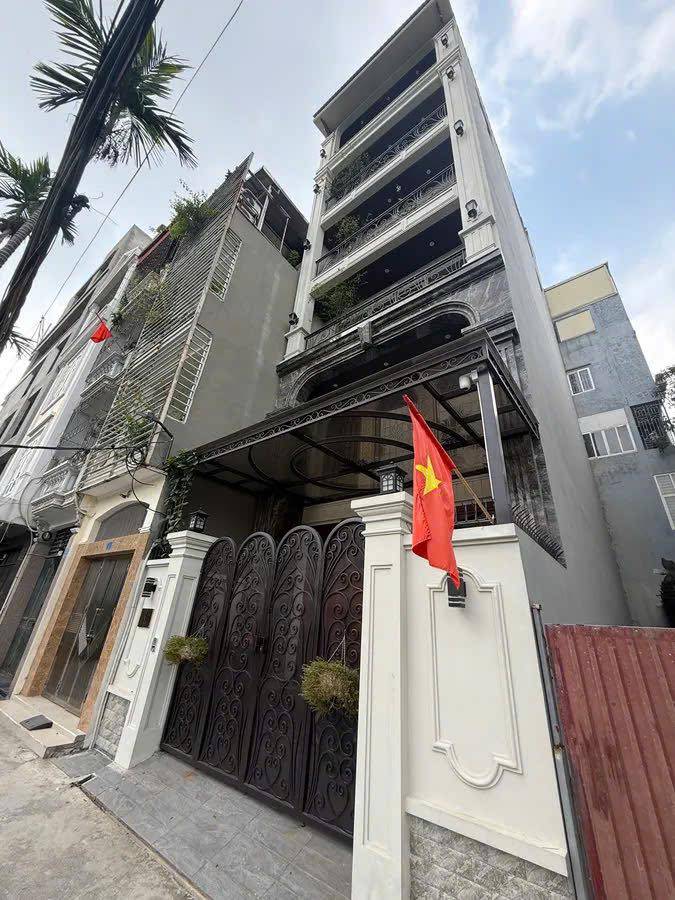 BÁN NHÀ PHỐ BỒ ĐỀ, LONG BIÊN, 110M2 7 TẦNG THANG MÁY, GARA Ô TÔ