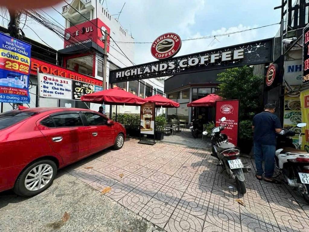 BÁN NHÀ LÔ GÓC 2 MẶT TIỀN THỦ ĐỨC, KINH DOANH, CÓ DÒNG TIỀN 5 NĂM 120TR/THÁNG